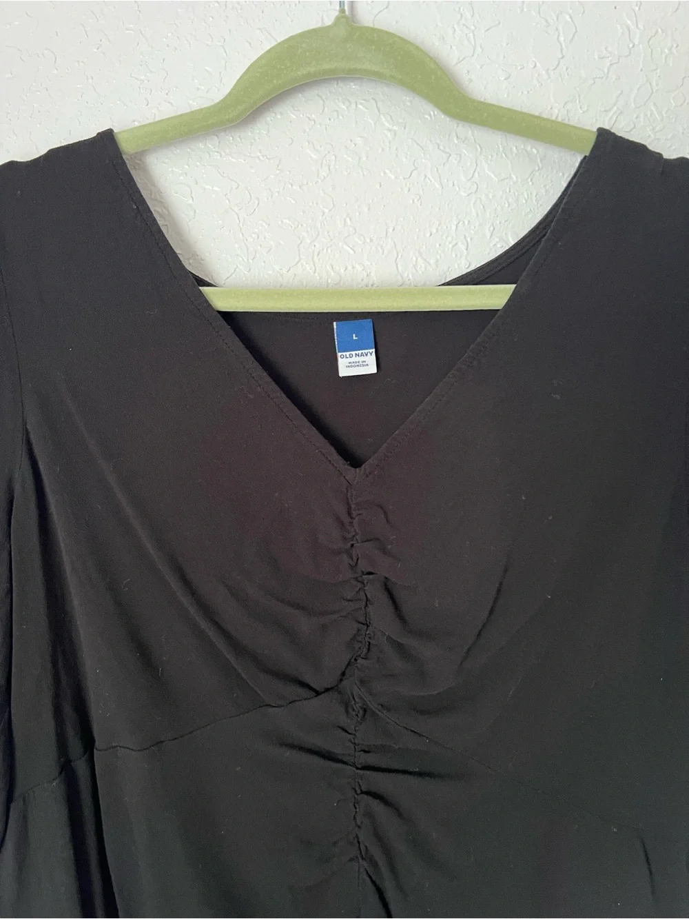 Old Navy Black V-Neck Ruched Blouse